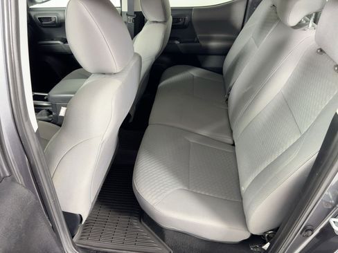 Used 2021 Toyota Tacoma SR w/ SR Convenience Package image 15