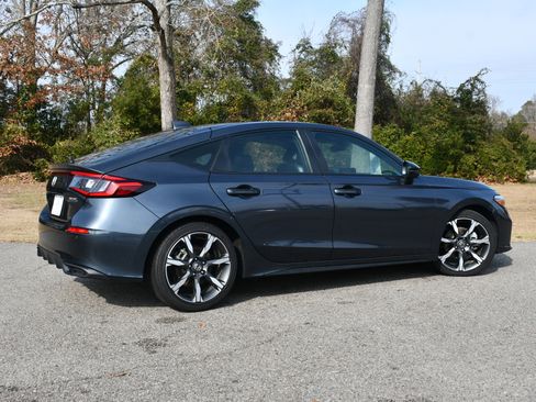 Certified 2025 Honda Civic Sport Touring image 5