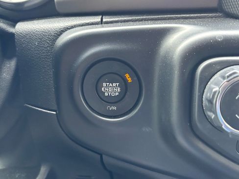 Used 2020 Jeep Wrangler Unlimited Sport S AWD/4WD image 14