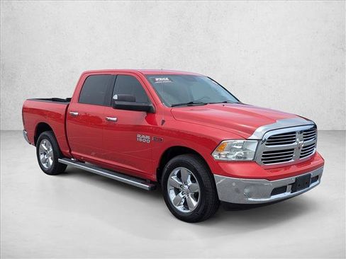 Used 2015 RAM 1500 Lone Star RWD image 3