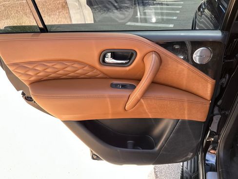 Used 2021 INFINITI QX80 Sensory w/ All-Season Package AWD/4WD image 36
