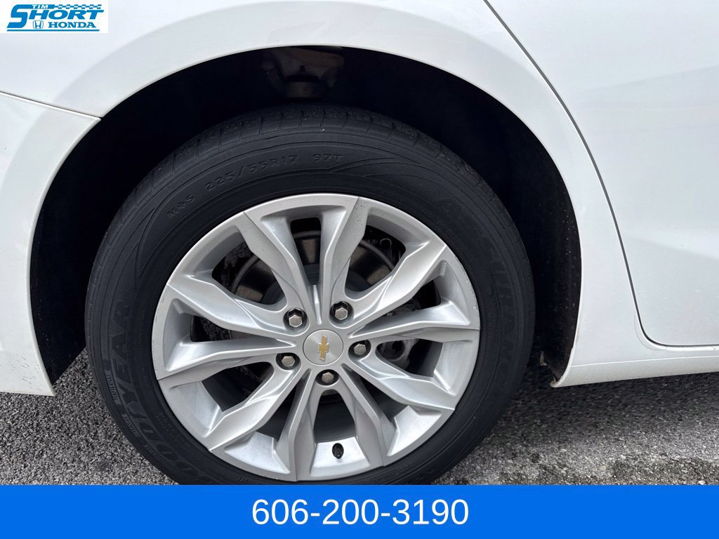 Used 2023 Chevrolet Malibu LT FWD image 5