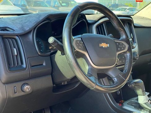 Used 2021 Chevrolet Colorado LT w/ Fleet Safety Package RWD image 6