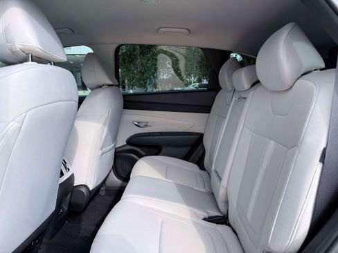 Used 2025 Hyundai Tucson SEL FWD image 15