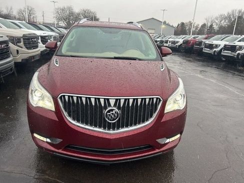 Used 2016 Buick Enclave Leather w/ Trailering Package FWD image 3