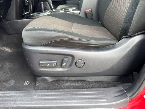 Used 2014 Toyota 4Runner Trail image 31