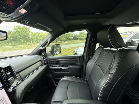 Used 2024 RAM 3500 Limited image 26