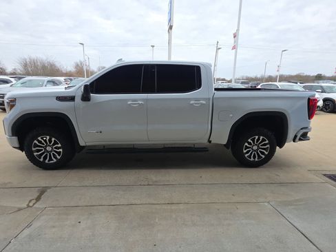 Used 2020 GMC Sierra 1500 AT4 w/ AT4 Premium Package image 7