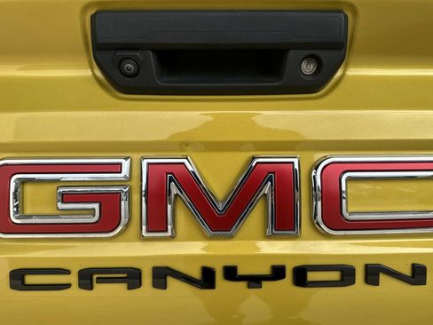 Used 2024 GMC Canyon AT4X image 32