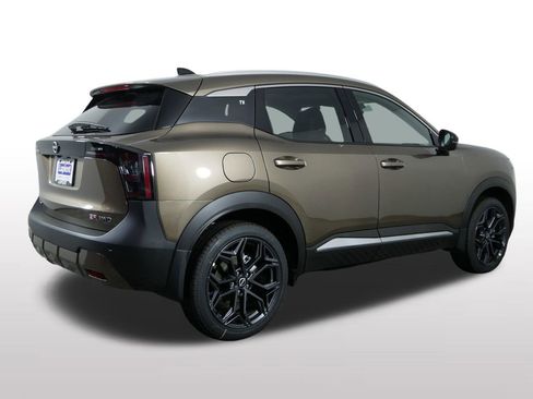 New 2026 Nissan Kicks SR w/ SR Premium Package AWD/4WD image 11