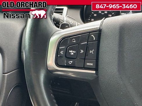 Used 2017 Land Rover Discovery Sport SE AWD/4WD image 19