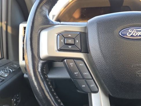 Used 2021 Ford F250 Lariat image 22