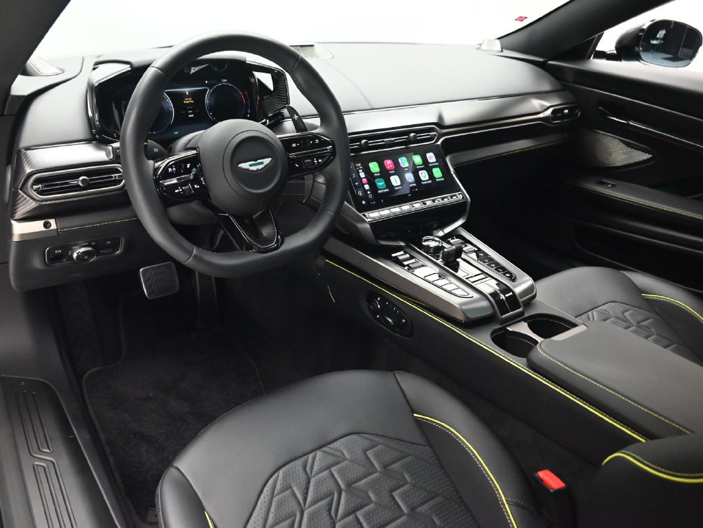 Used 2025 Aston Martin Vanquish RWD image 14