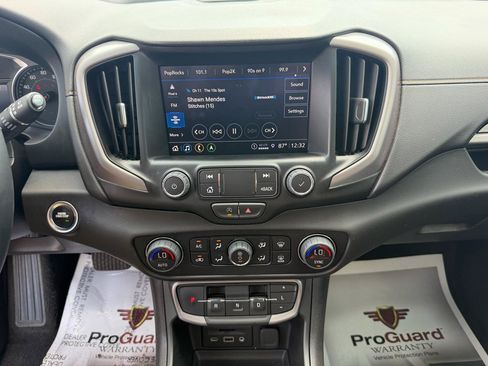 Used 2024 GMC Terrain AT4 w/ Infotainment Package II AWD/4WD image 29