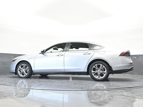 Used 2024 Honda Accord EX image 58