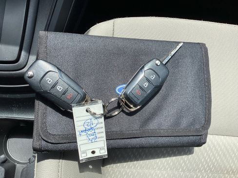 Used 2022 Ford EcoSport S AWD/4WD image 20