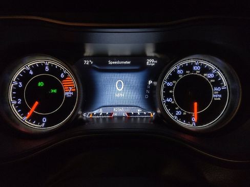 Used 2019 Jeep Cherokee Limited image 23