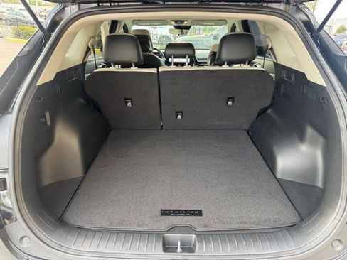 Certified 2025 Kia Sportage EX image 8