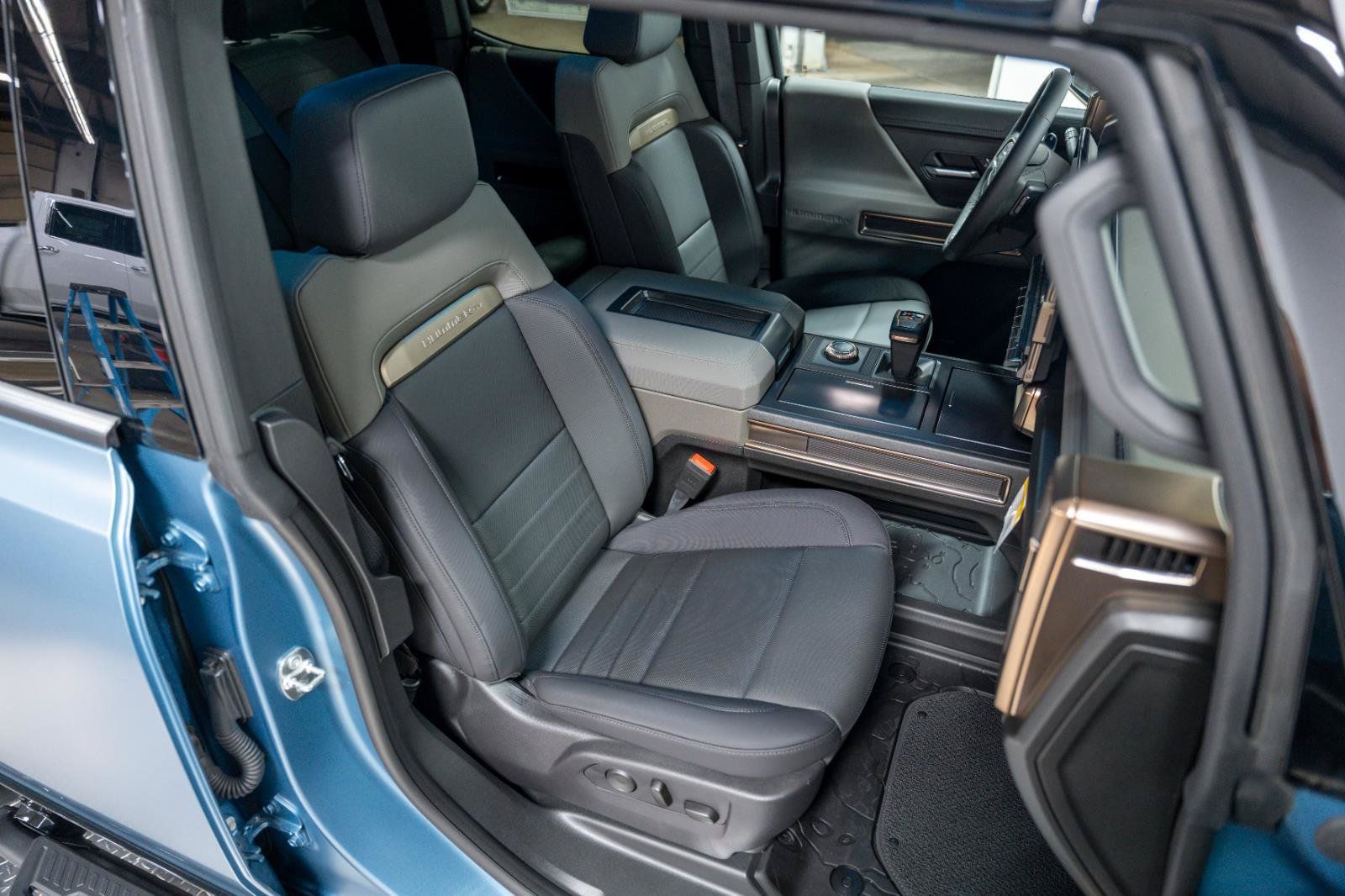 New 2024 GMC Hummer EV 3X w/ Omega Edition AWD/4WD image 16