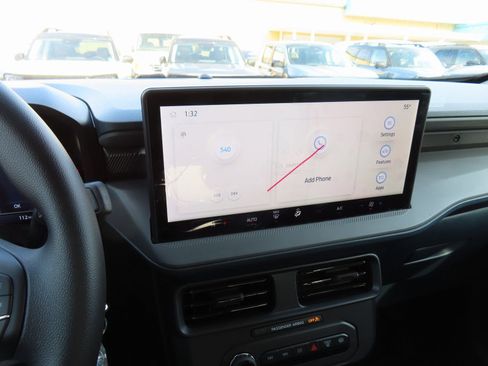 New 2026 Ford Maverick XL image 10