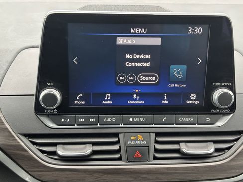 Used 2025 Nissan Altima 2.5 SV image 14