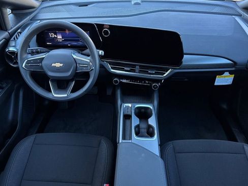 New 2026 Chevrolet Equinox EV LT w/ LPO, Blackout Package image 13