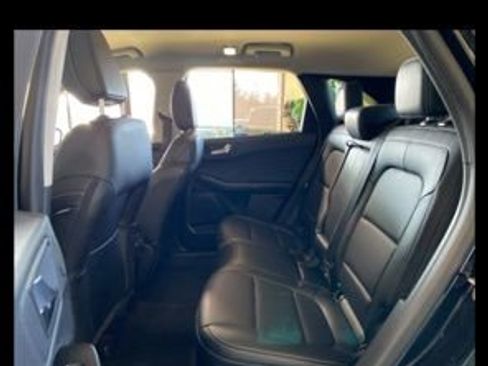 Used 2021 Ford Escape SEL w/ Technology Package image 11