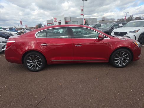 Used 2014 Buick LaCrosse Leather image 2