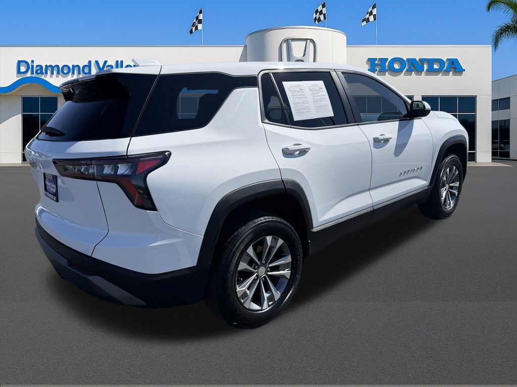 Used 2026 Chevrolet Equinox LT w/ Convenience Package II FWD image 7