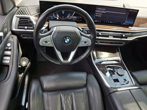 Used 2026 BMW X7 xDrive40i AWD/4WD image 12