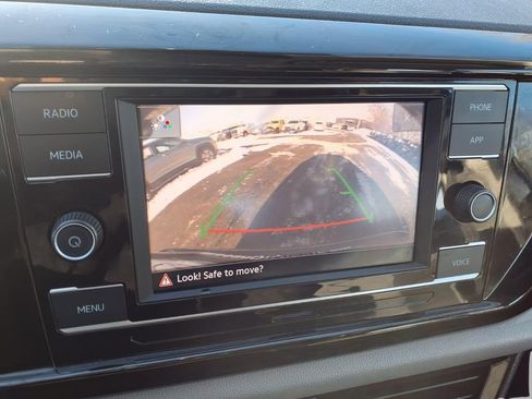 Used 2024 Volkswagen Taos S image 6