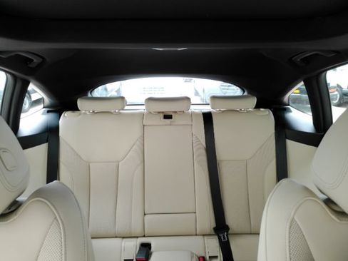 Used 2023 BMW i4 eDrive40 w/ Premium Package RWD image 37