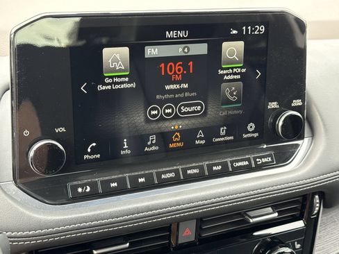 Used 2023 Nissan Rogue Platinum w/ Platinum Premium Package FWD image 26