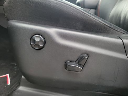 Used 2024 Dodge Durango GT image 21