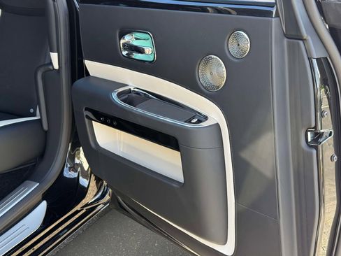 Used 2020 Rolls-Royce Ghost Black Badge image 26