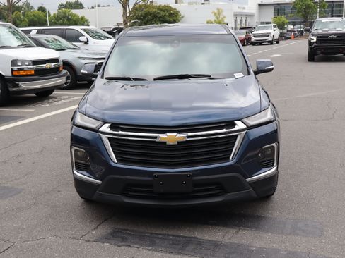 Used 2023 Chevrolet Traverse LS w/ Safety Package AWD/4WD image 3