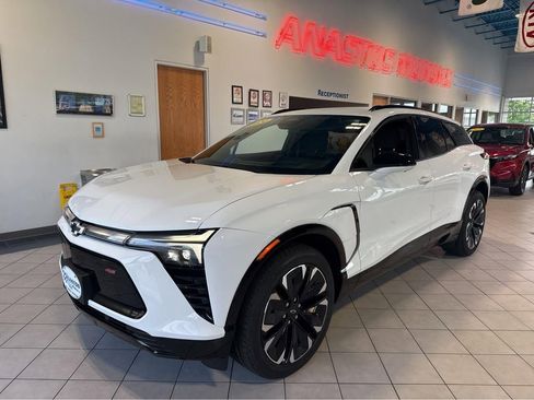 Used 2024 Chevrolet Blazer EV RS AWD/4WD image 7