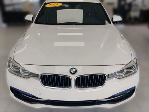 Used 2018 BMW 330e image 2