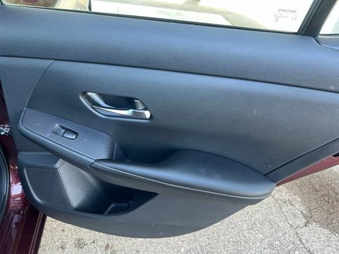 Certified 2023 Nissan Sentra SV FWD image 15
