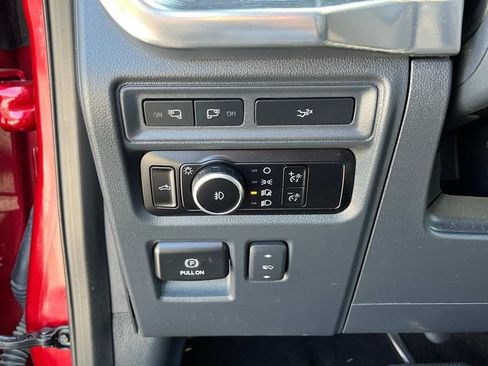 Used 2023 Ford F150 Lariat AWD/4WD image 32