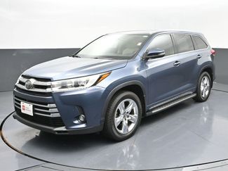 Certified 2019 Toyota Highlander Limited Platinum video 1