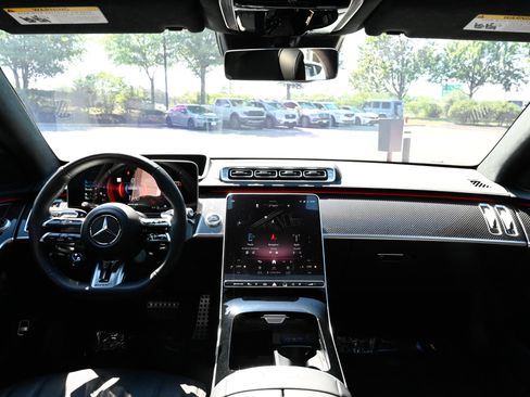 Used 2024 Mercedes-Benz S 63 AMG S image 43