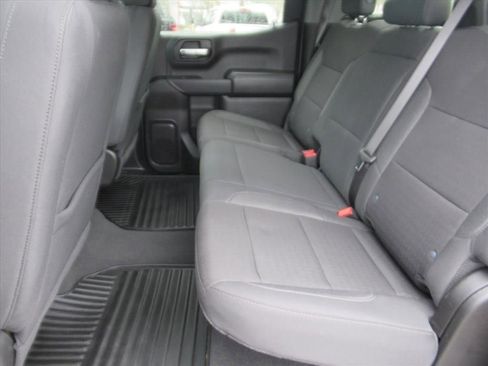 Used 2025 Chevrolet Silverado 1500 Custom image 24