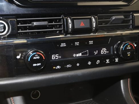 Used 2023 Nissan Pathfinder Rock Creek image 32