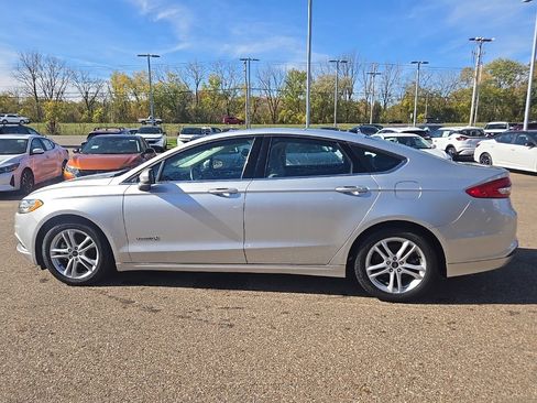 Used 2018 Ford Fusion S image 4