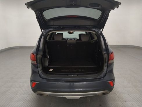 Used 2018 Hyundai Santa Fe SE FWD image 29