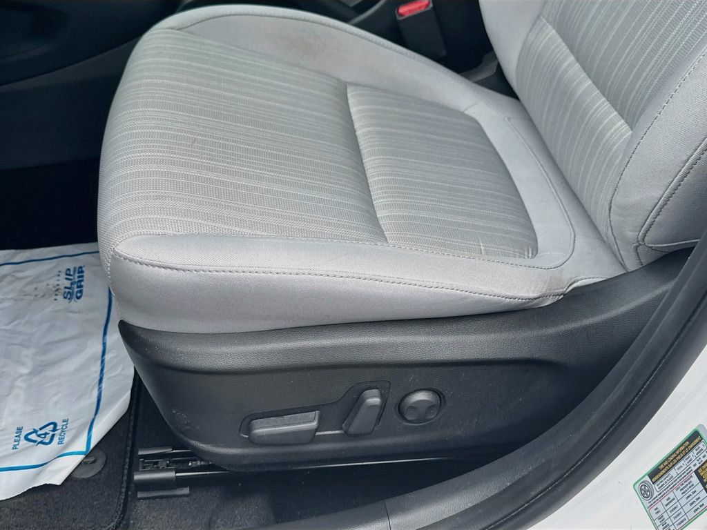 Used 2023 Hyundai Kona SEL w/ Convenience Package AWD/4WD image 19
