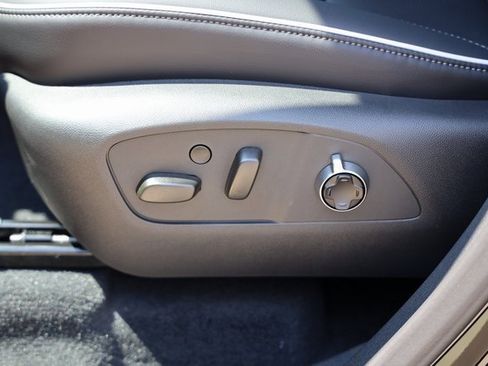 New 2026 Buick Enclave Avenir image 21