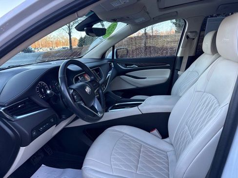 Used 2022 Buick Enclave Avenir image 20