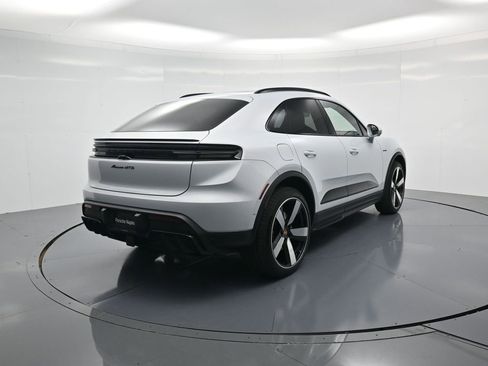 New 2026 Porsche Macan GTS Electric image 30